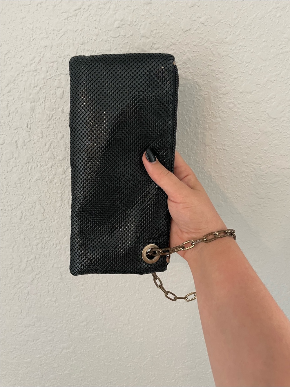 Chain Wristlet Evening Clutch | Black - Picture 2 of 10
